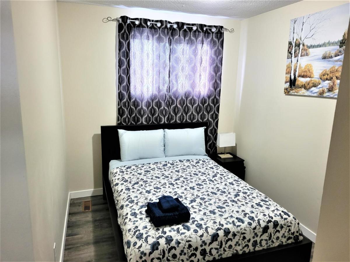 Cozy 4 Bedroom Townhouse - Peaceful Feel Of Home Winnipeg Bagian luar foto