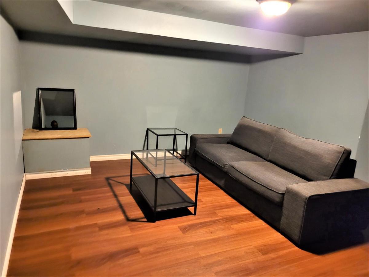 Cozy 4 Bedroom Townhouse - Peaceful Feel Of Home Winnipeg Bagian luar foto